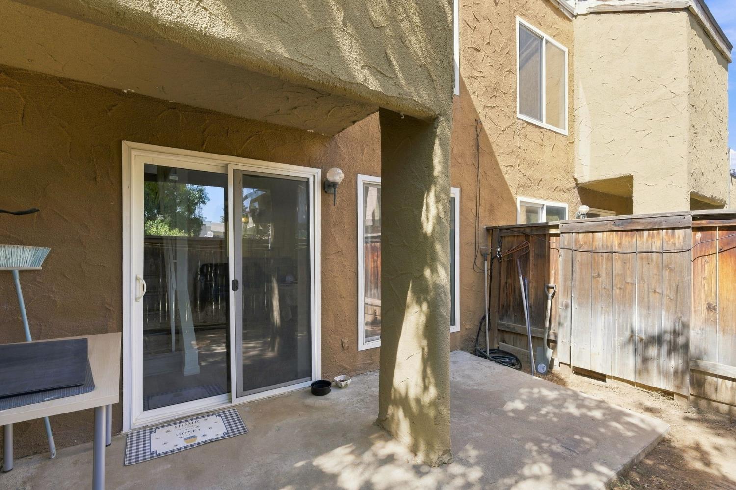 7166 N Fruit #121, Fresno, CA 93711