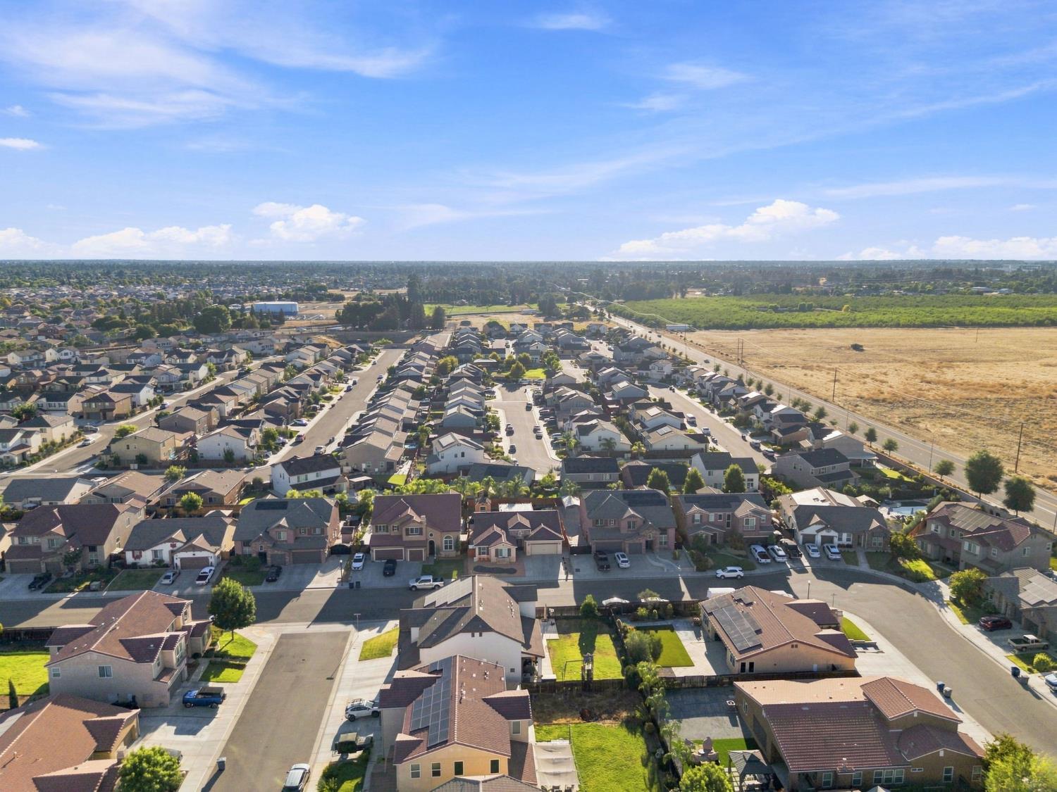 674 Agua Dulce Ave, Clovis, CA 93619