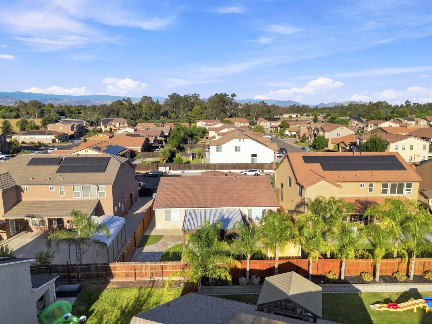 674 Agua Dulce Ave, Clovis, CA 93619