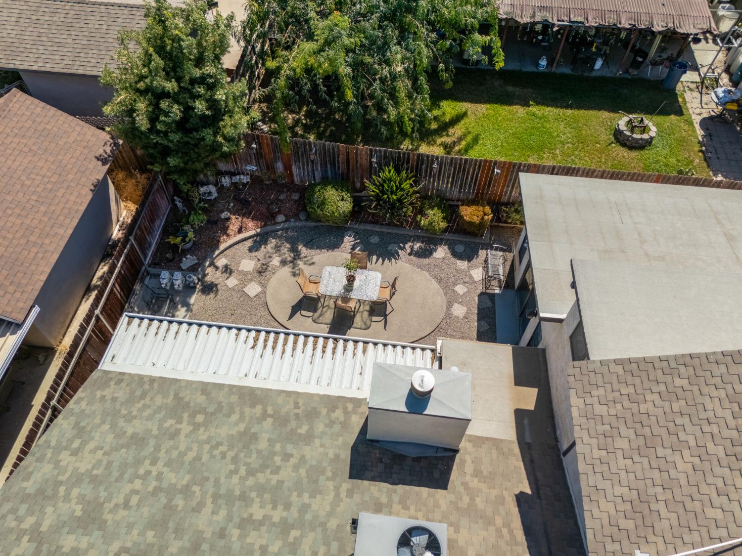 514 Balmoral Dr, Porterville, CA 93257