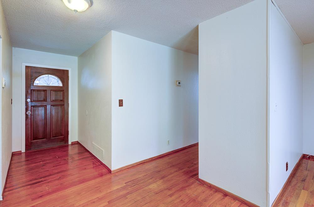 4935 E Heaton Ave, Fresno, CA 93727