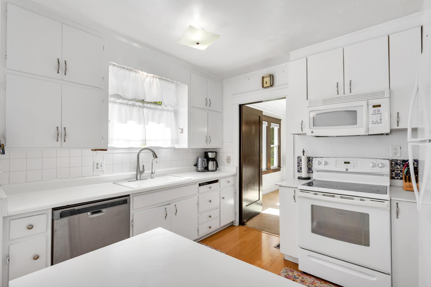 119 W 27th, Merced, CA 95340