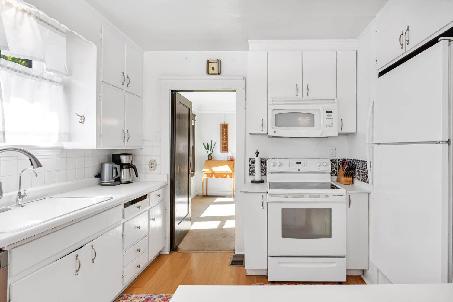 119 W 27th, Merced, CA 95340