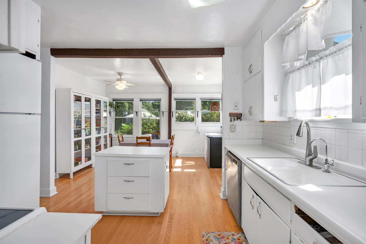 119 W 27th, Merced, CA 95340