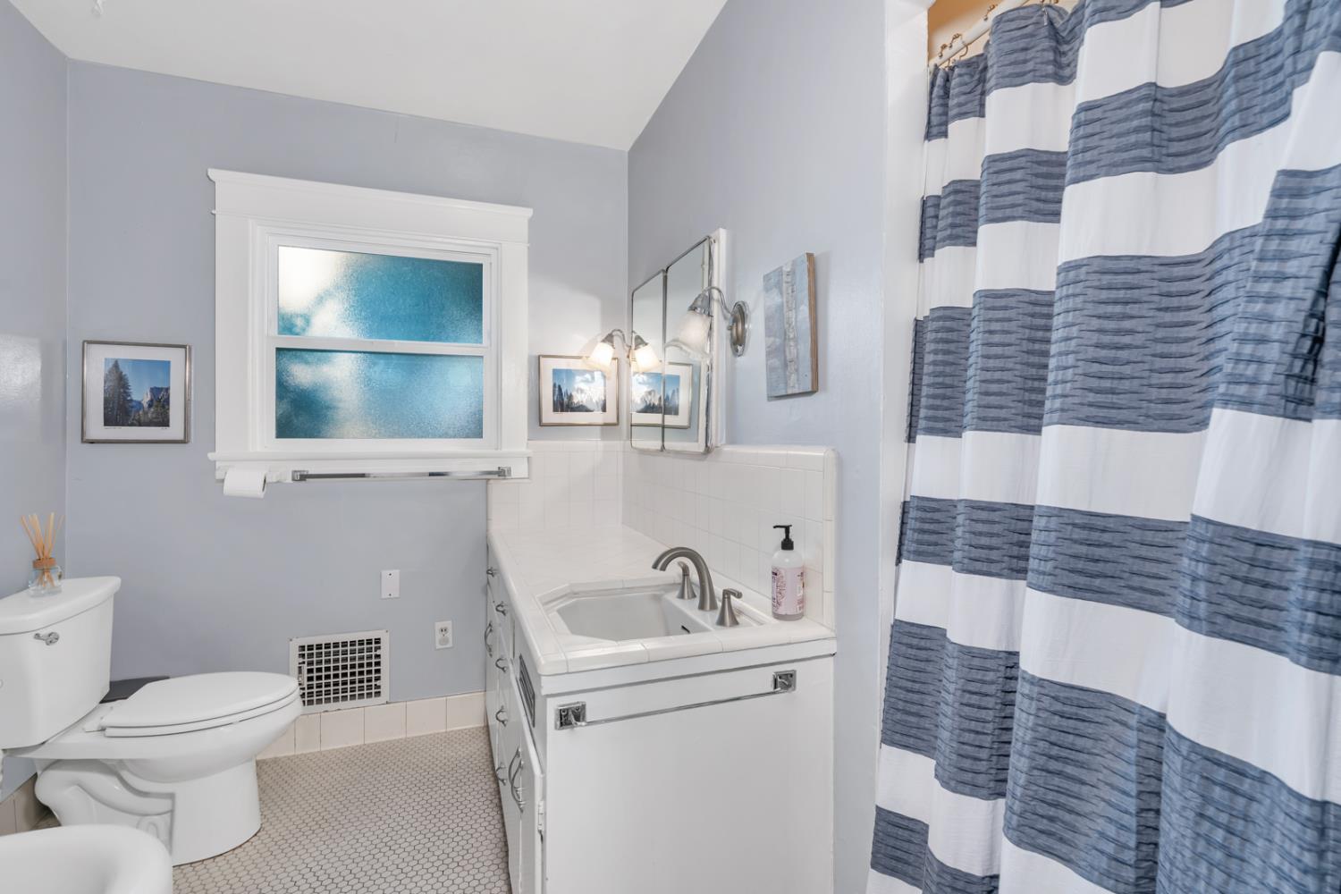 119 W 27th, Merced, CA 95340