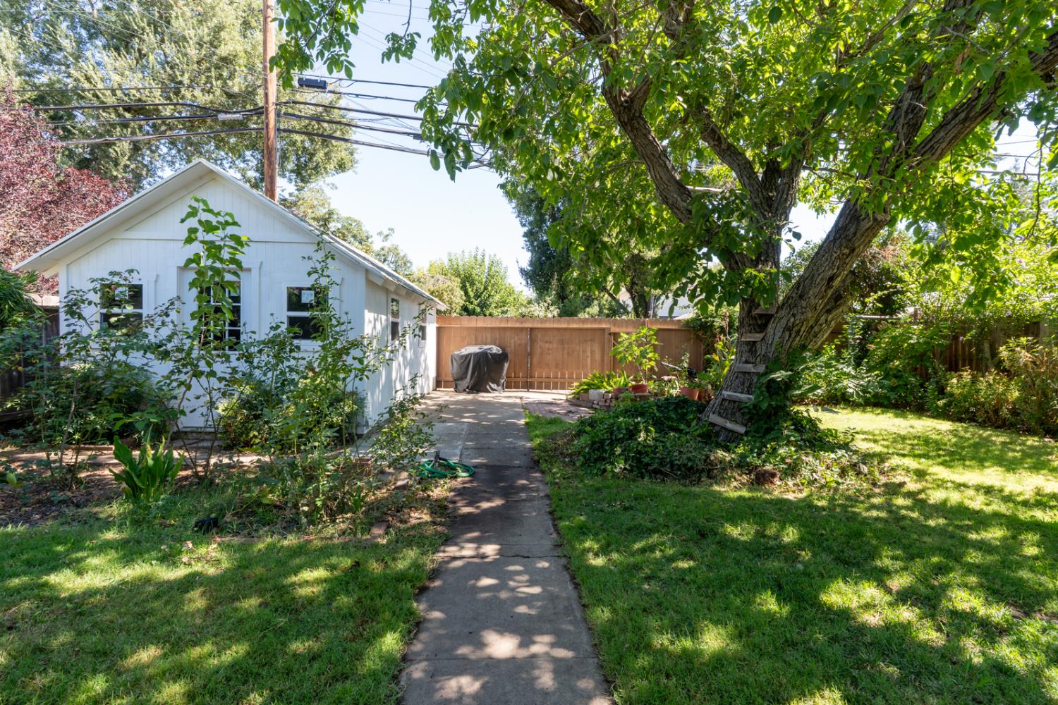 119 W 27th, Merced, CA 95340