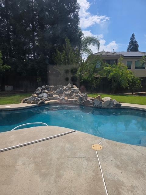 9740 N Whitney Ave, Fresno, CA 93720