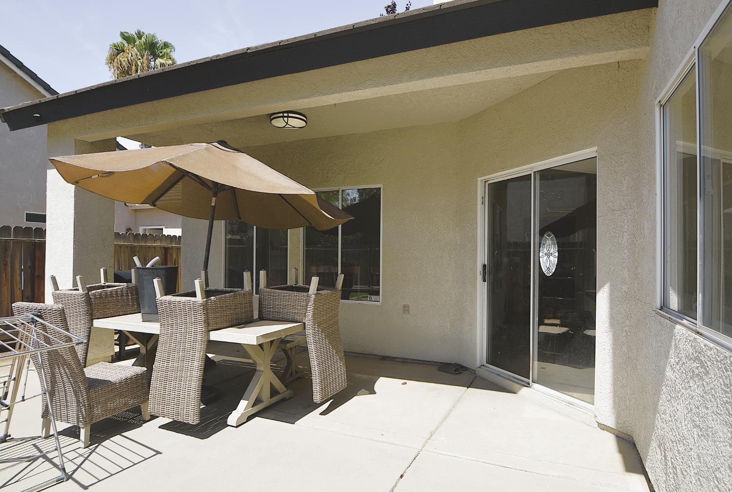 9740 N Whitney Ave, Fresno, CA 93720