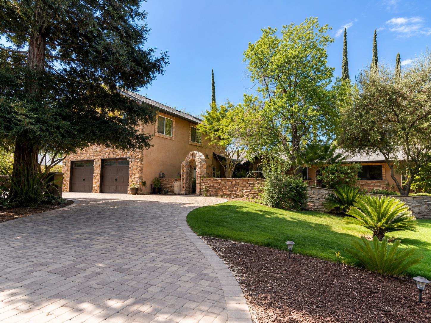 35303 Bonadelle Ave, Madera, CA 93636