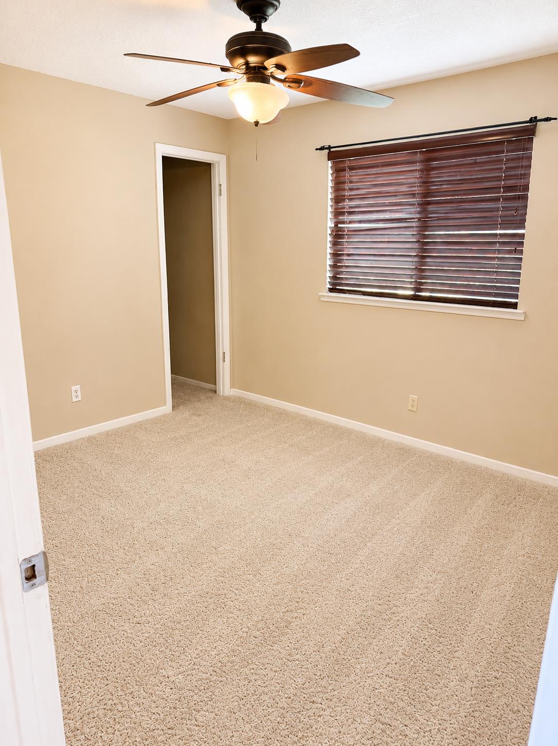 35303 Bonadelle Ave, Madera, CA 93636