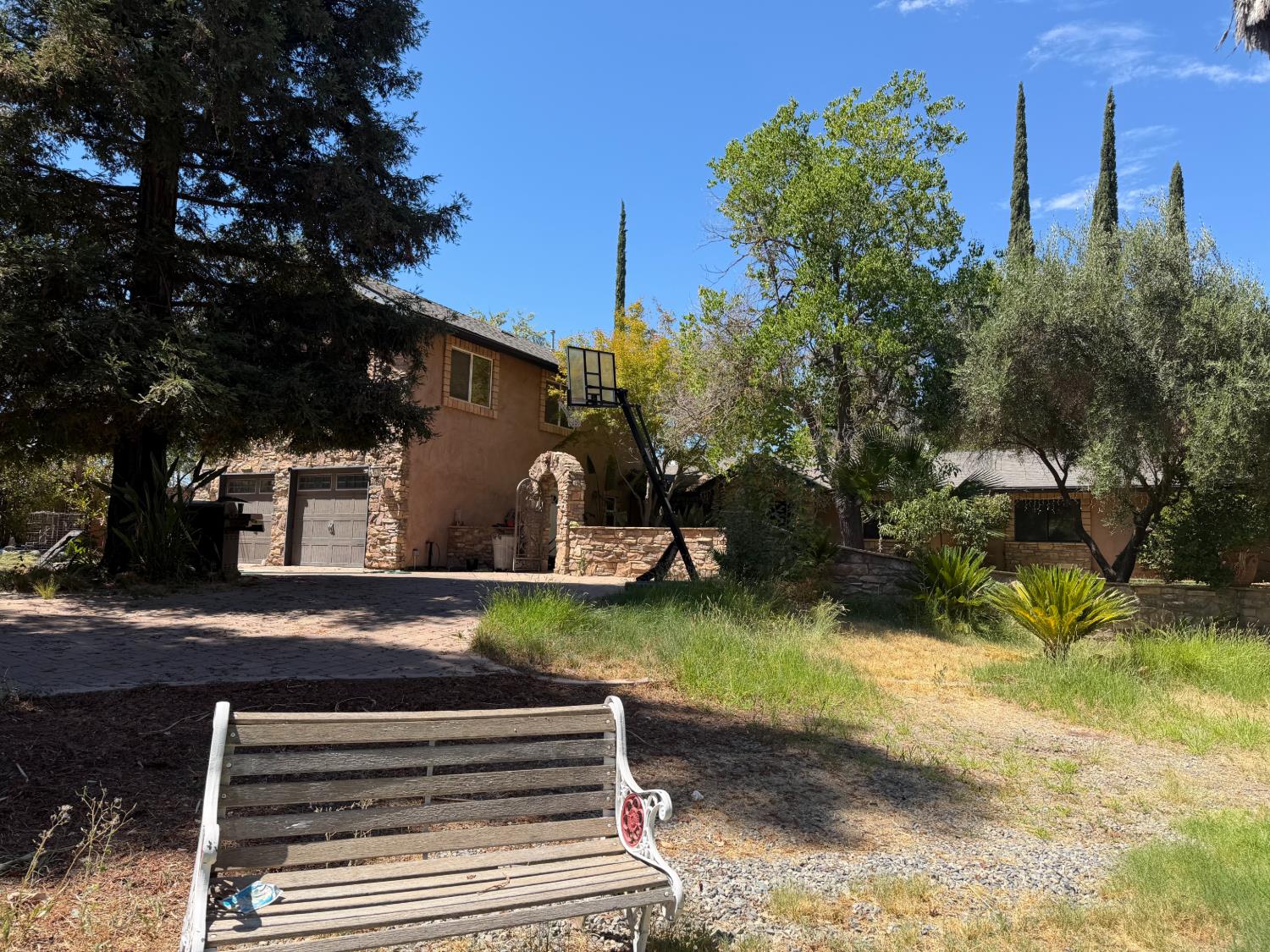 35303 Bonadelle Ave, Madera, CA 93636