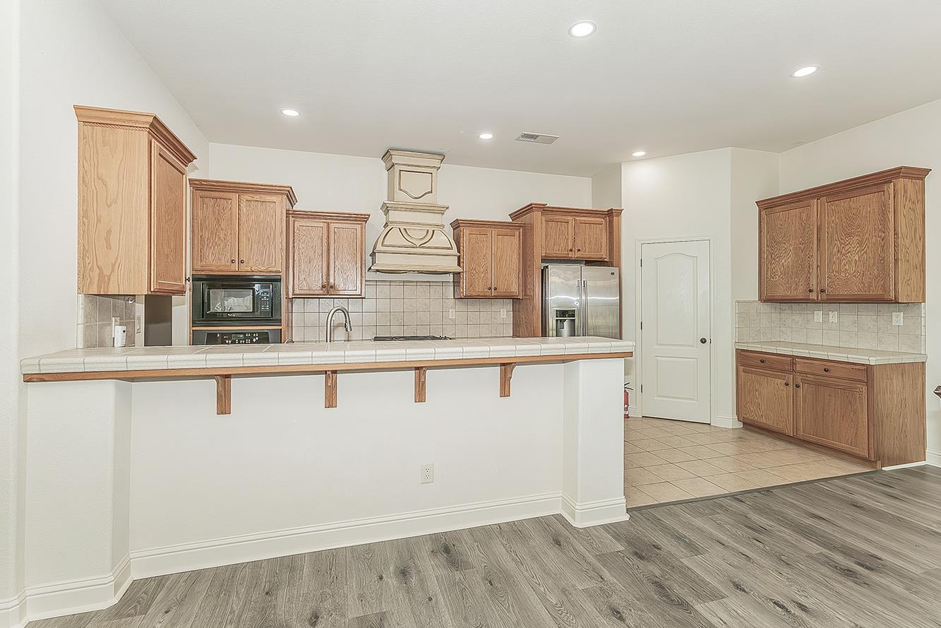 6936 W Wrenwood Ln, Fresno, CA 93723