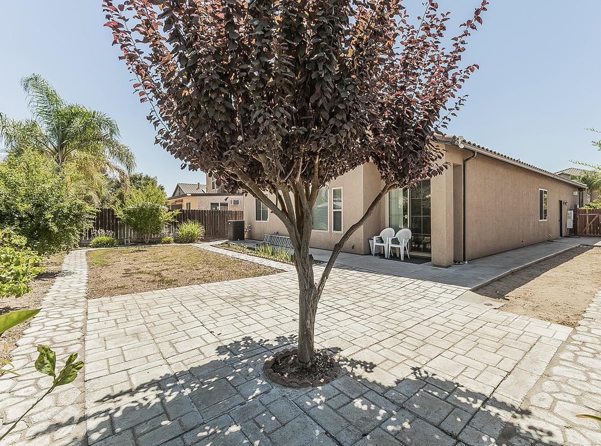 6936 W Wrenwood Ln, Fresno, CA 93723