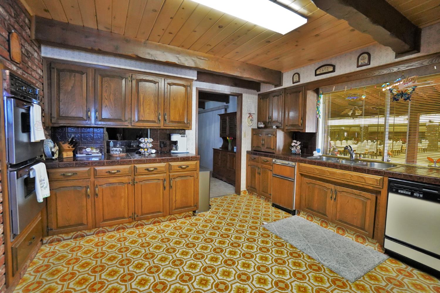 9356 22nd Ave, Lemoore, CA 93245