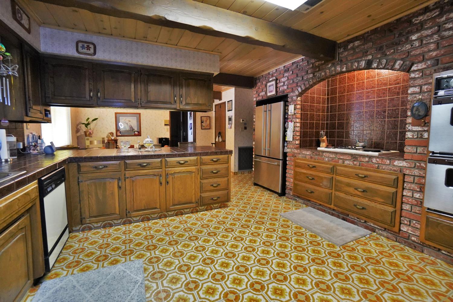 9356 22nd Ave, Lemoore, CA 93245
