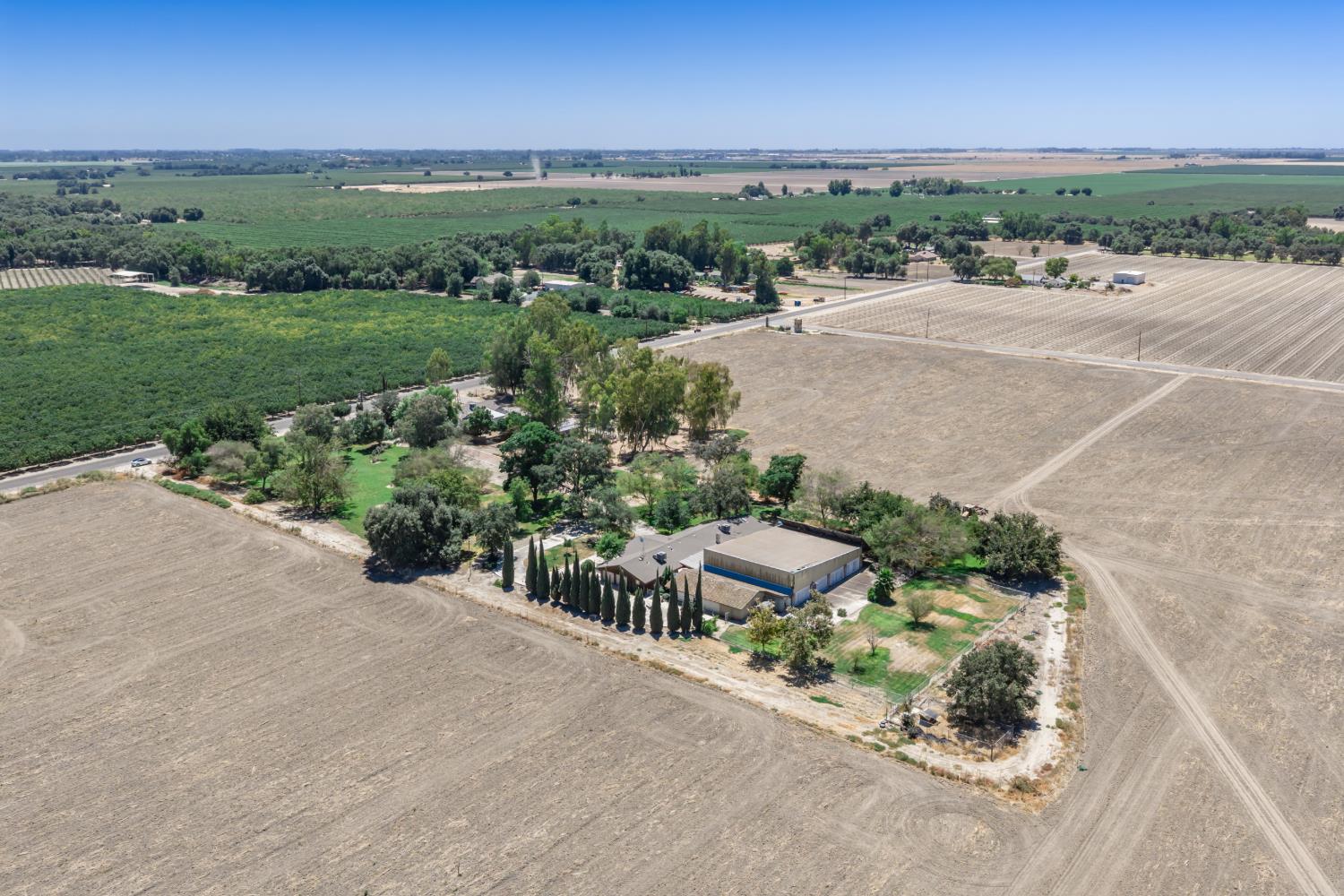 9356 22nd Ave, Lemoore, CA 93245