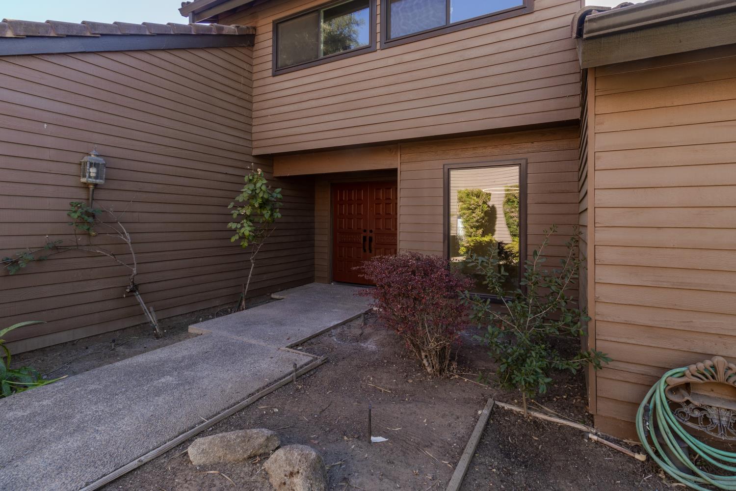 2131 W Barstow Ave, Fresno, CA 93711