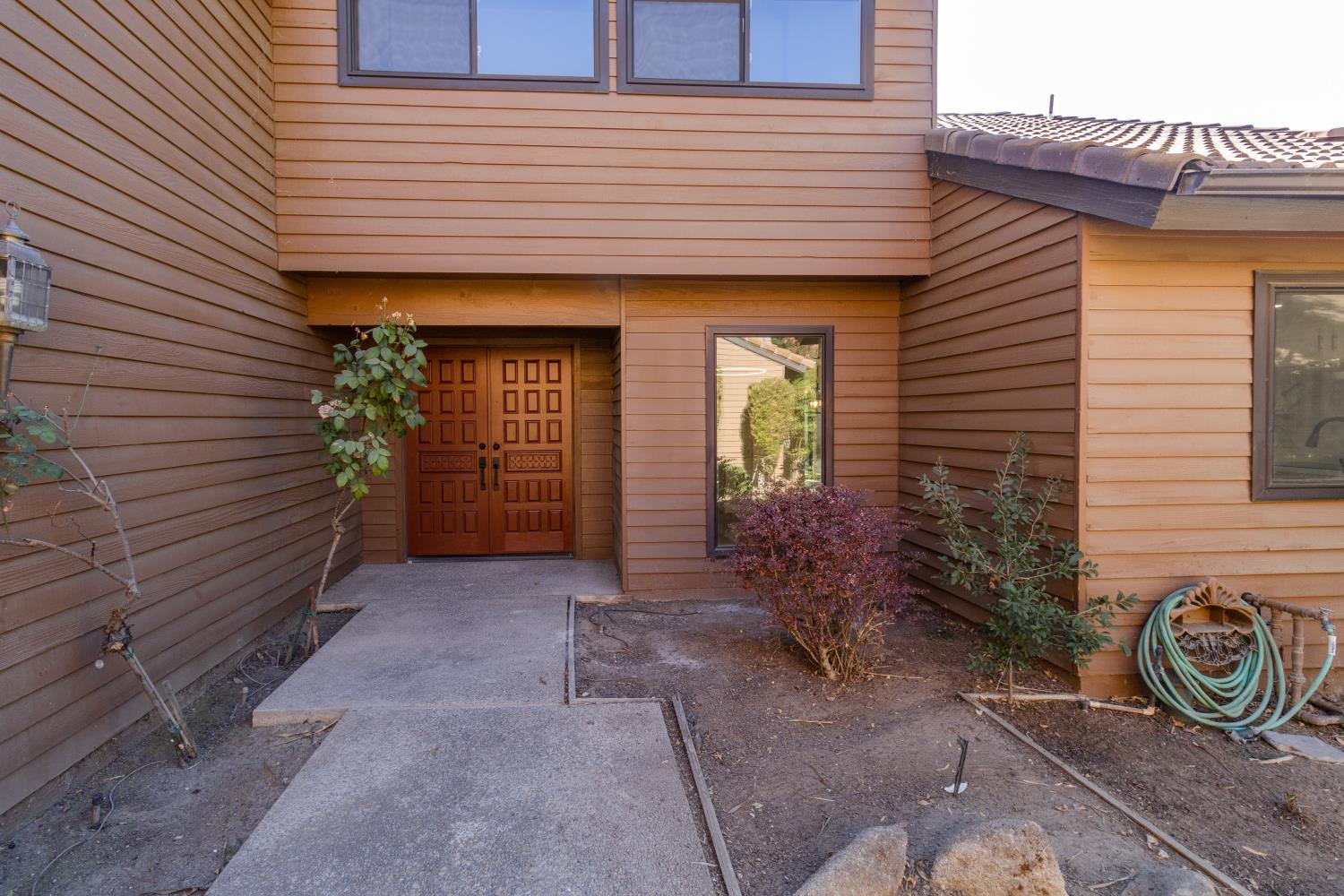 2131 W Barstow Ave, Fresno, CA 93711