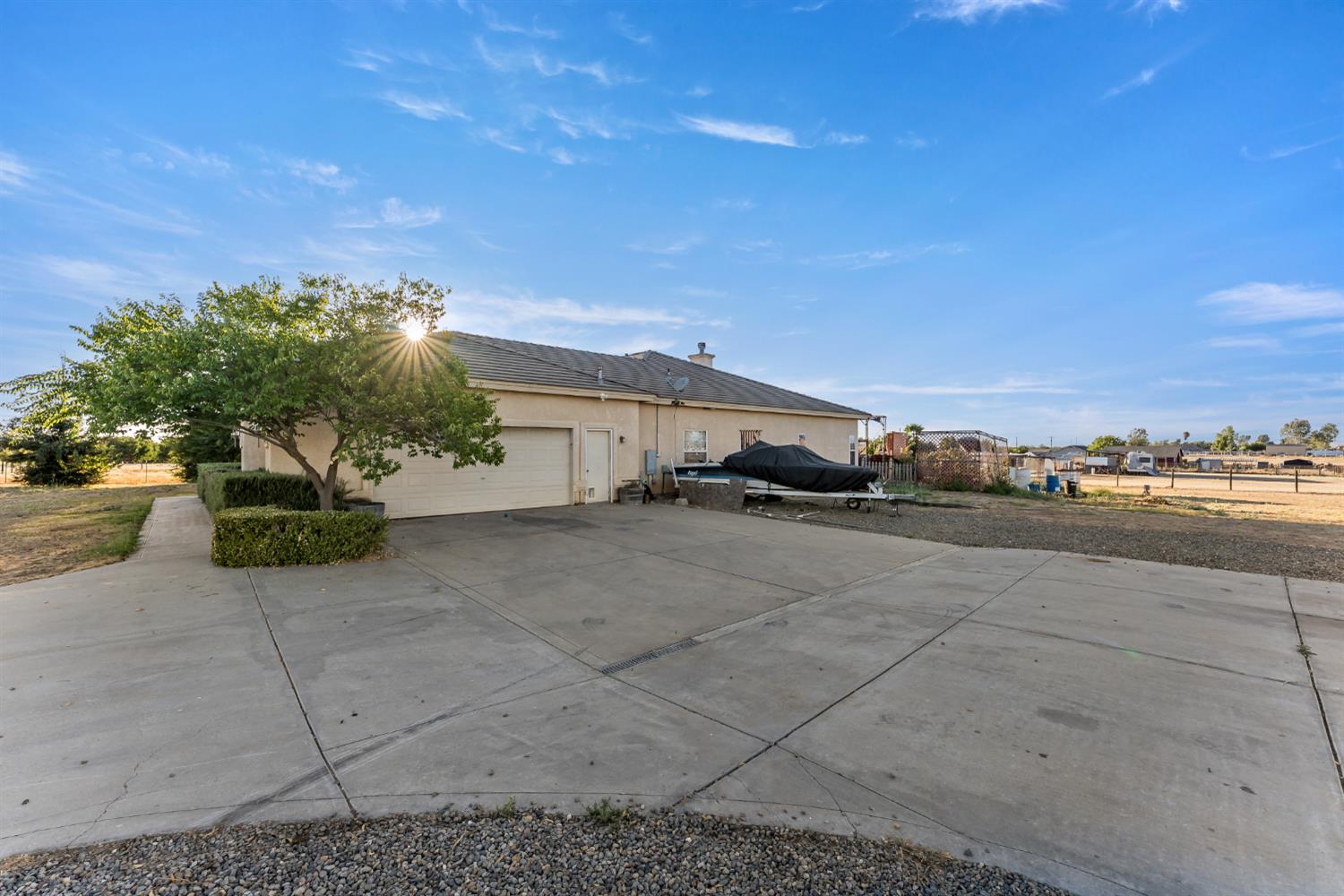 30047 Avenue 20, Madera, CA 93638