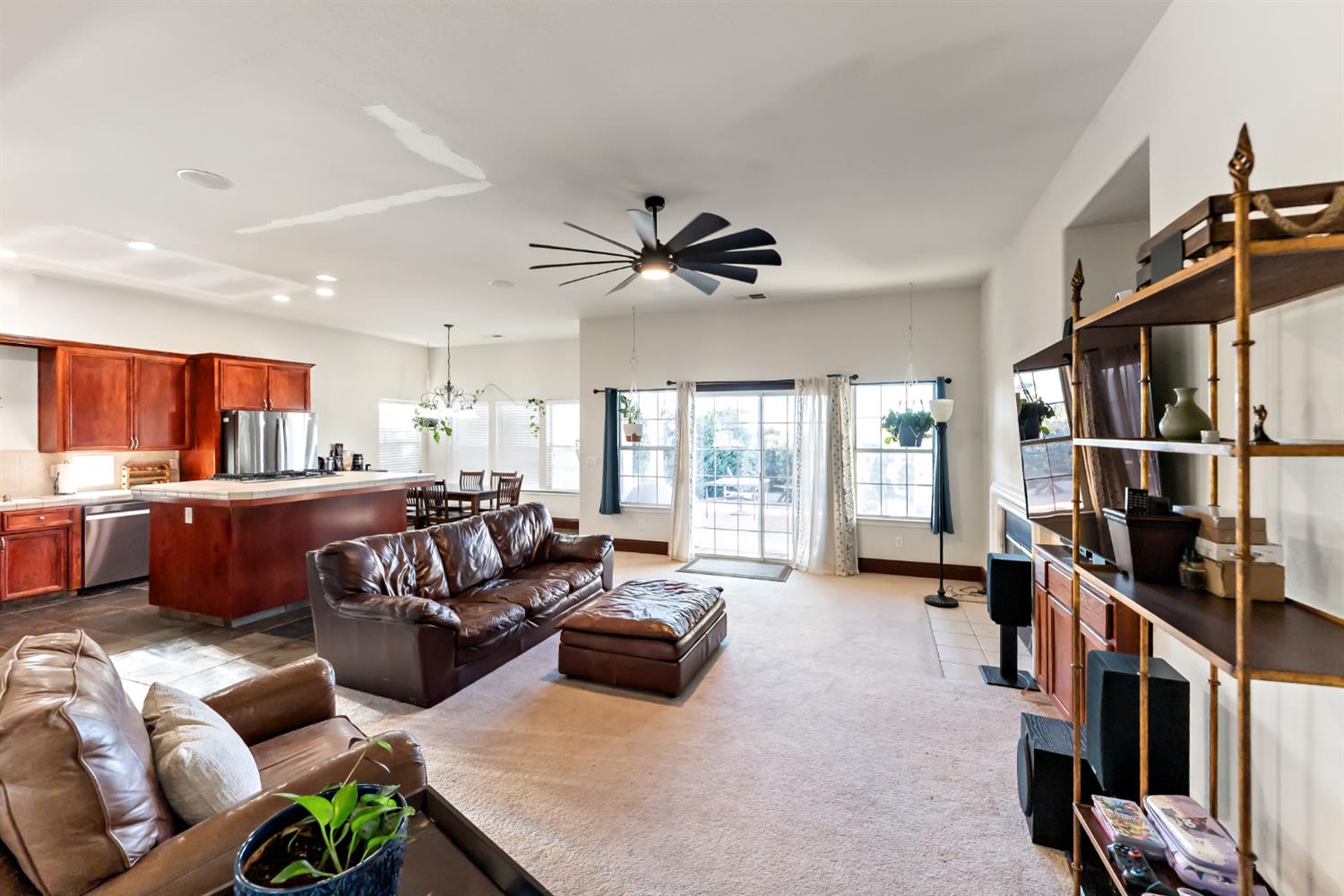 30047 Avenue 20, Madera, CA 93638