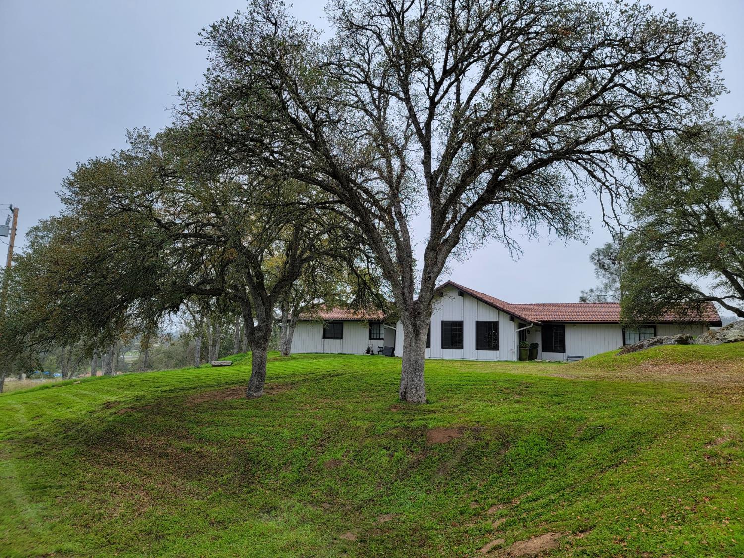 29682 Yosemite Springs Pkwy, Coarsegold, CA 93614