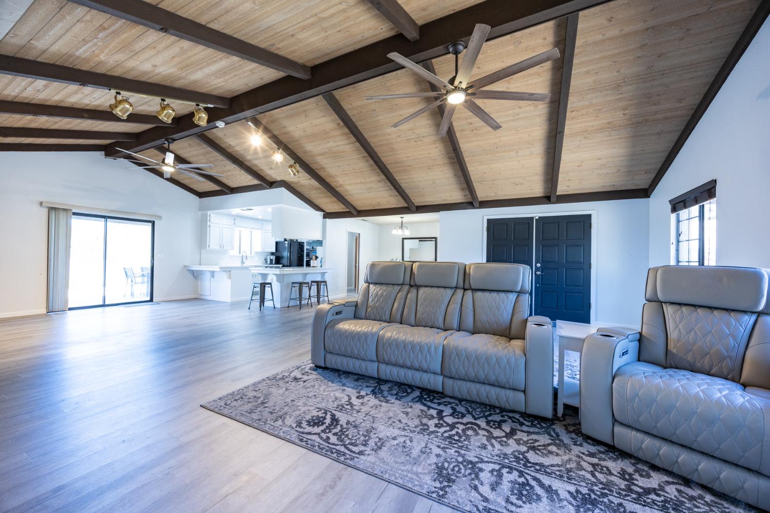 29682 Yosemite Springs Pkwy, Coarsegold, CA 93614