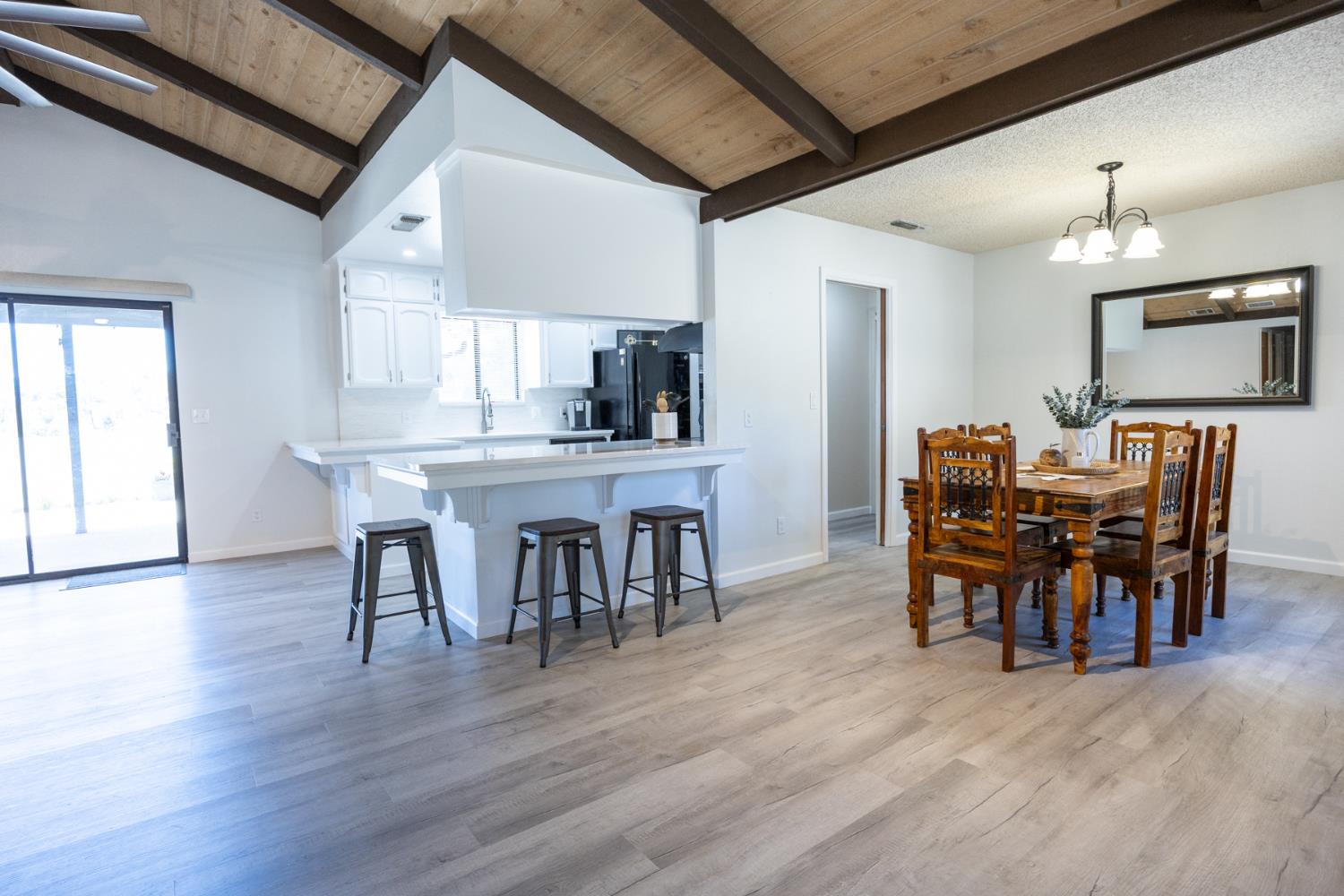 29682 Yosemite Springs Pkwy, Coarsegold, CA 93614