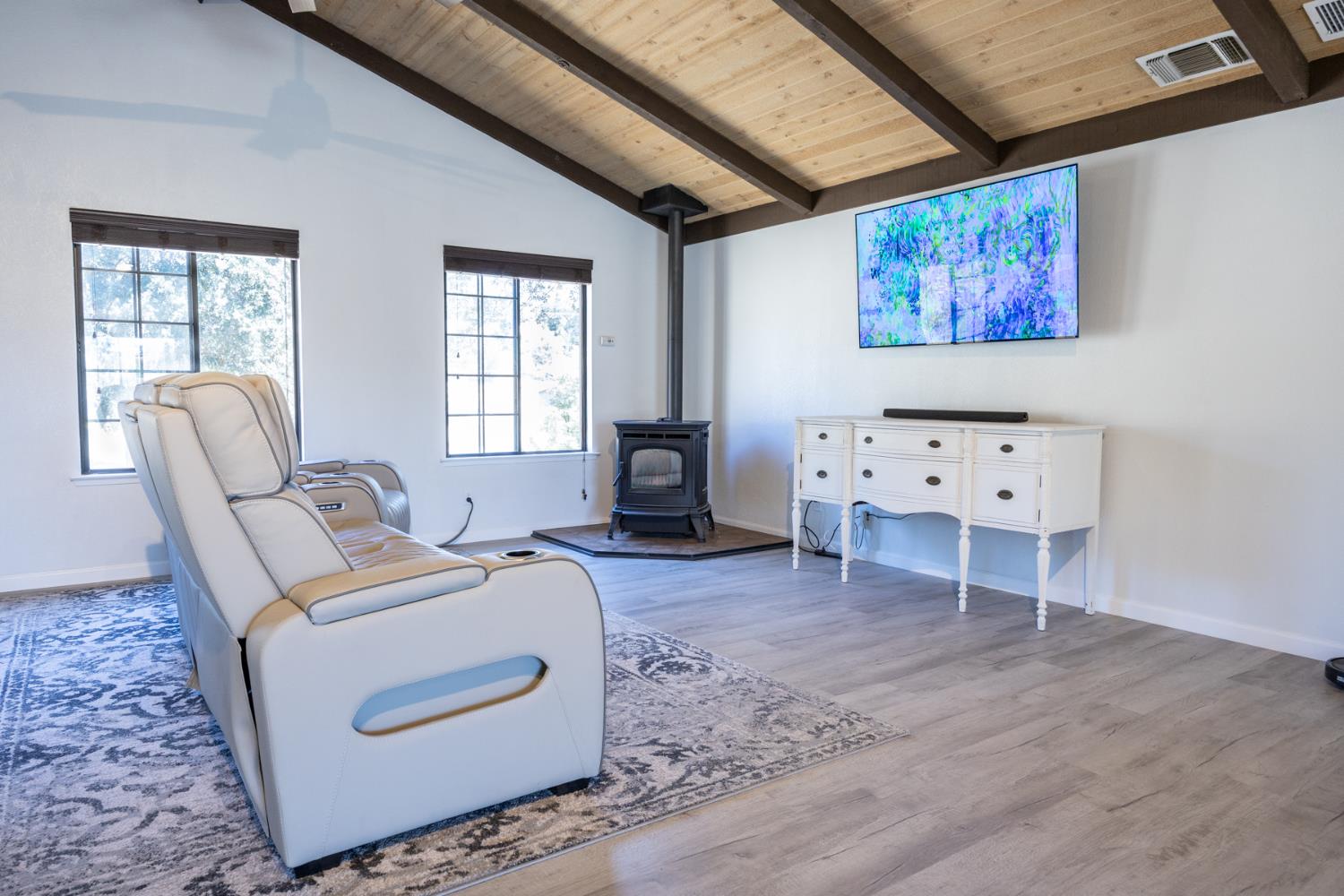 29682 Yosemite Springs Pkwy, Coarsegold, CA 93614