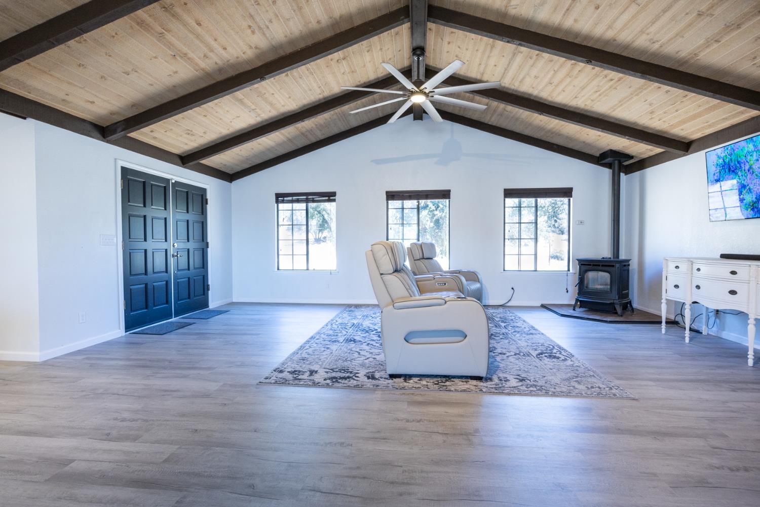 29682 Yosemite Springs Pkwy, Coarsegold, CA 93614