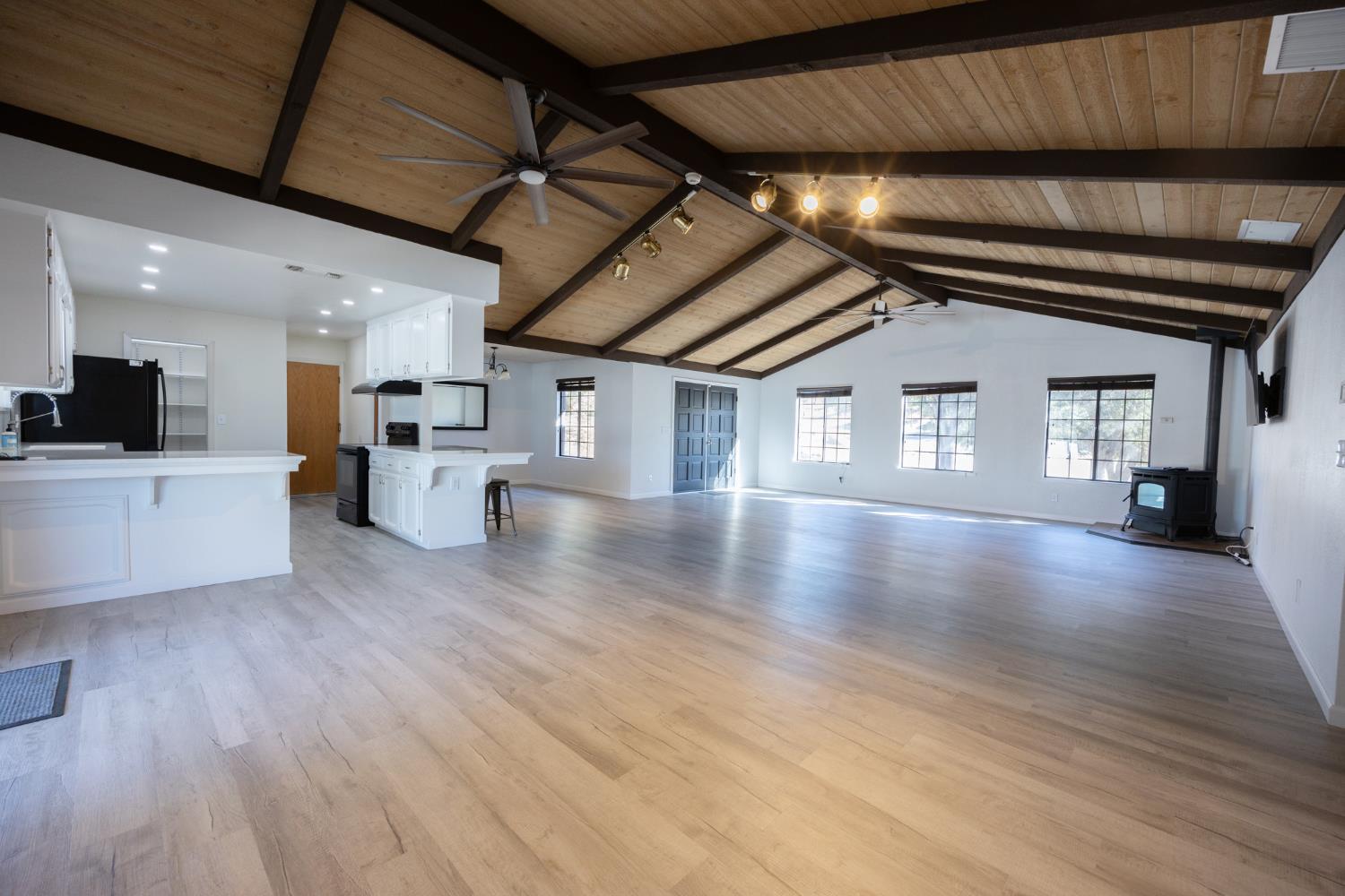 29682 Yosemite Springs Pkwy, Coarsegold, CA 93614