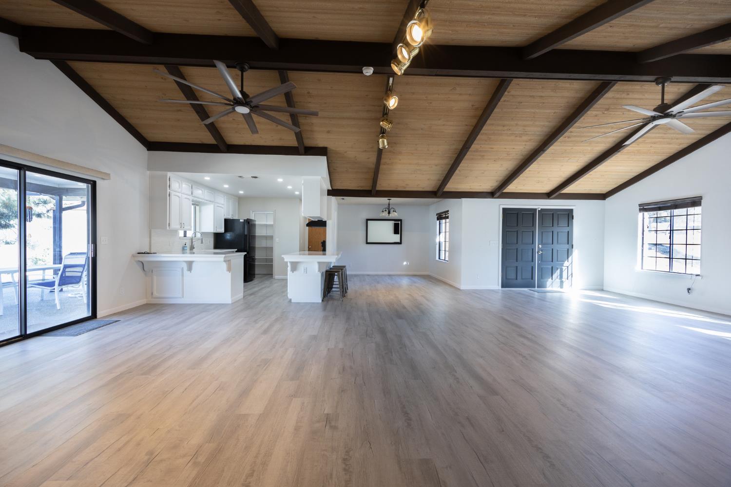 29682 Yosemite Springs Pkwy, Coarsegold, CA 93614
