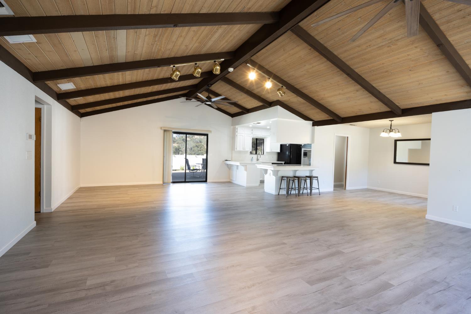 29682 Yosemite Springs Pkwy, Coarsegold, CA 93614