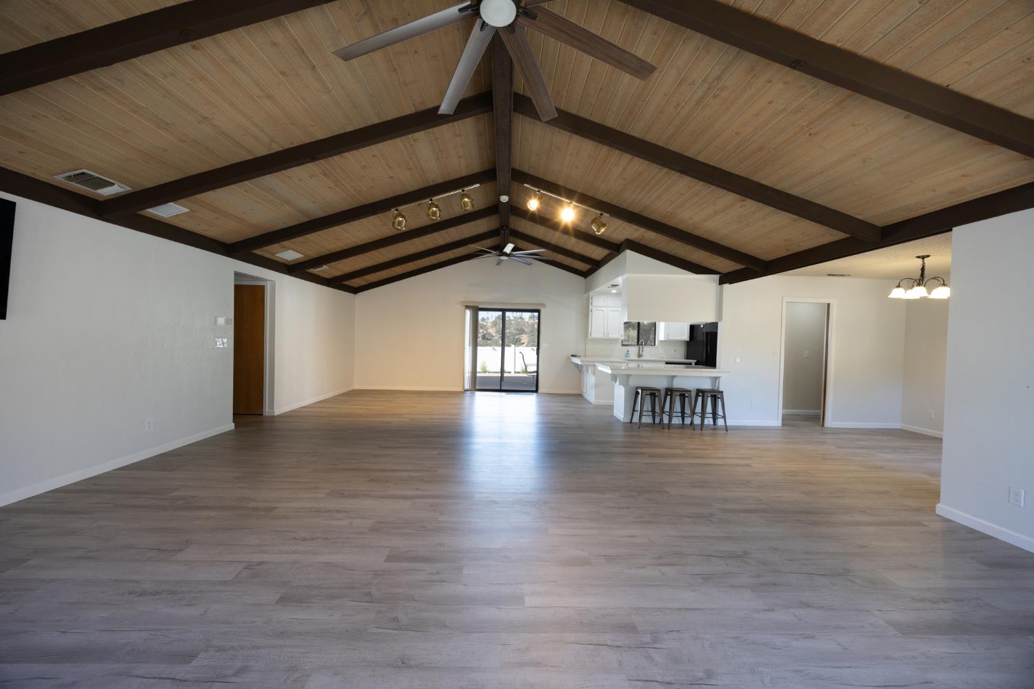 29682 Yosemite Springs Pkwy, Coarsegold, CA 93614