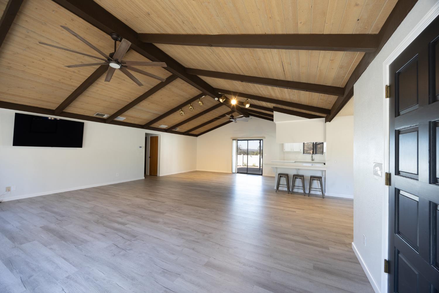 29682 Yosemite Springs Pkwy, Coarsegold, CA 93614