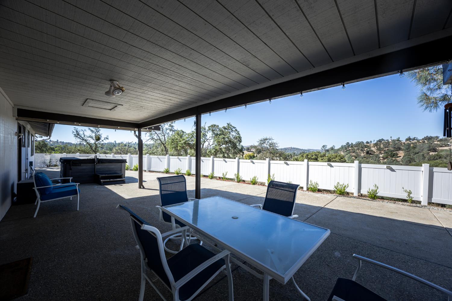 29682 Yosemite Springs Pkwy, Coarsegold, CA 93614