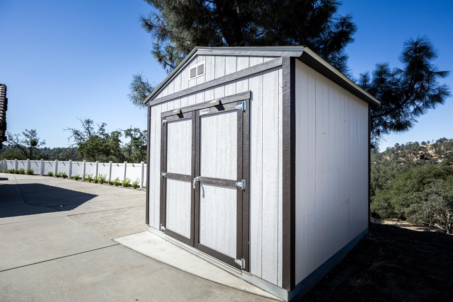 29682 Yosemite Springs Pkwy, Coarsegold, CA 93614