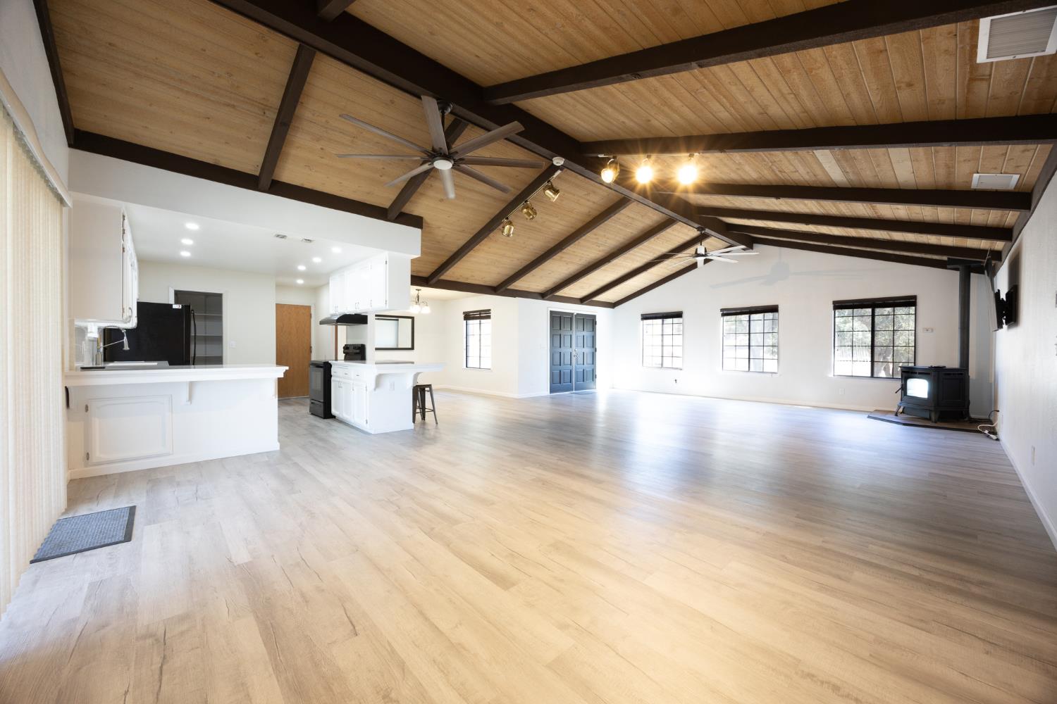 29682 Yosemite Springs Pkwy, Coarsegold, CA 93614