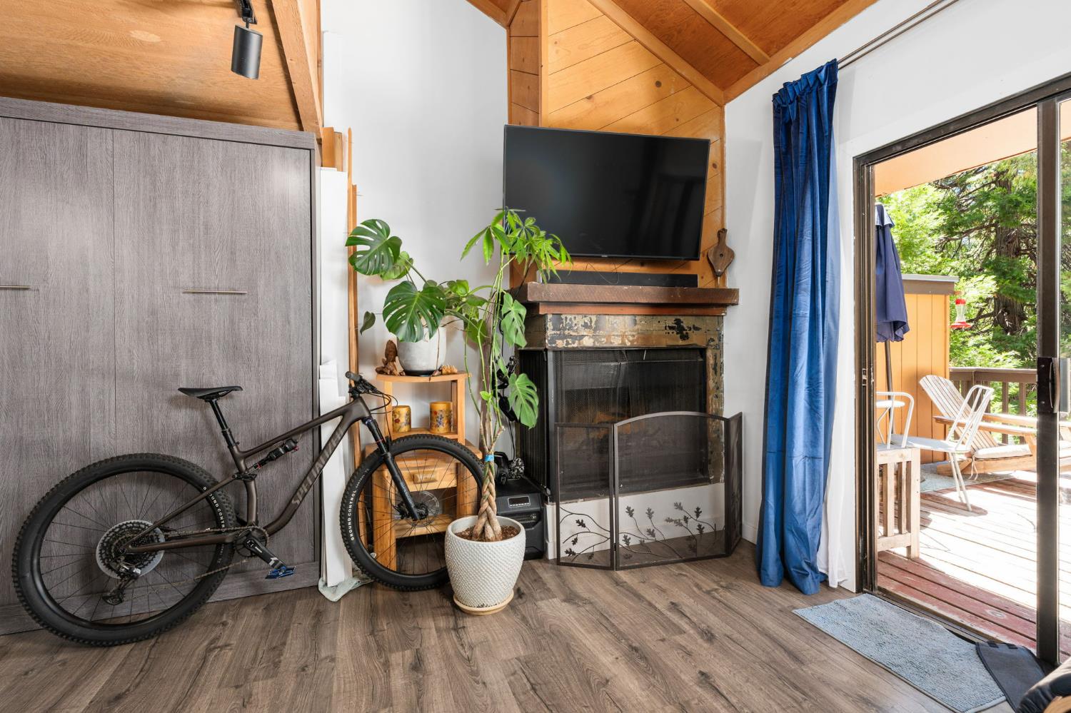 40907 Mill Run Ln #56, Shaver Lake, CA 93664