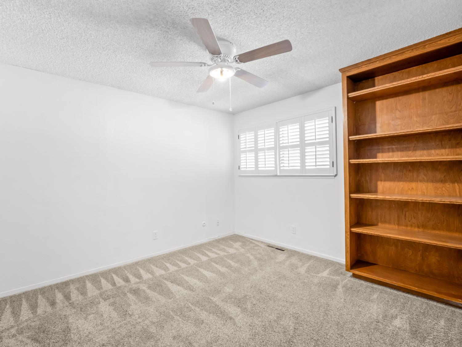 6565 N Rowell Ave, Fresno, CA 93710