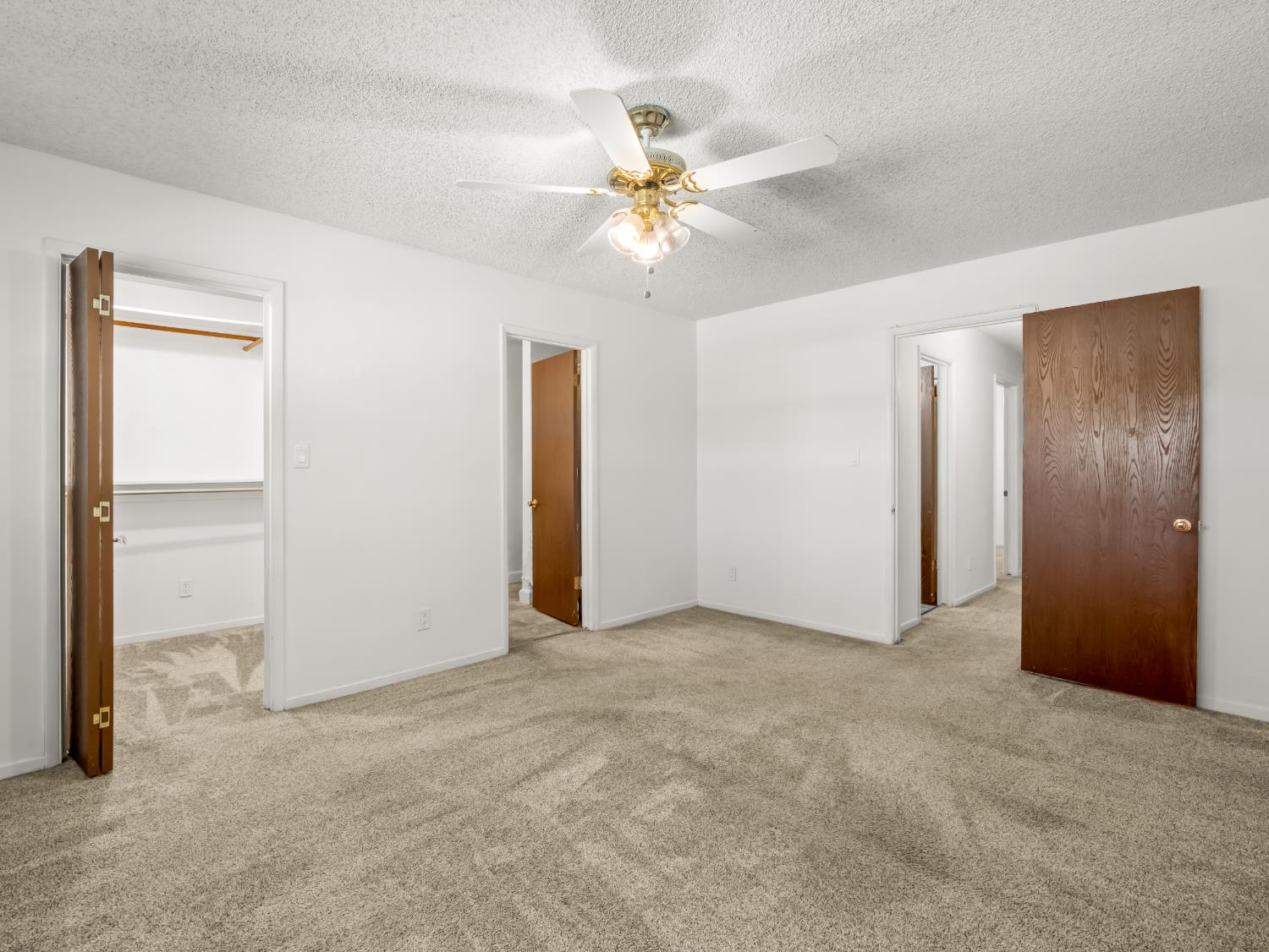 6565 N Rowell Ave, Fresno, CA 93710