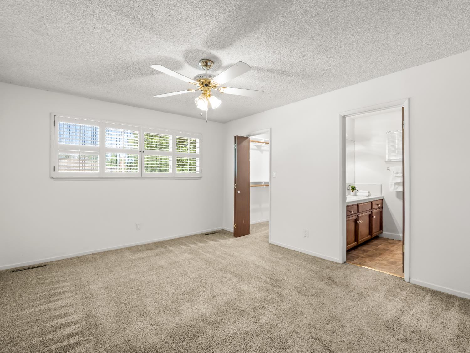 6565 N Rowell Ave, Fresno, CA 93710