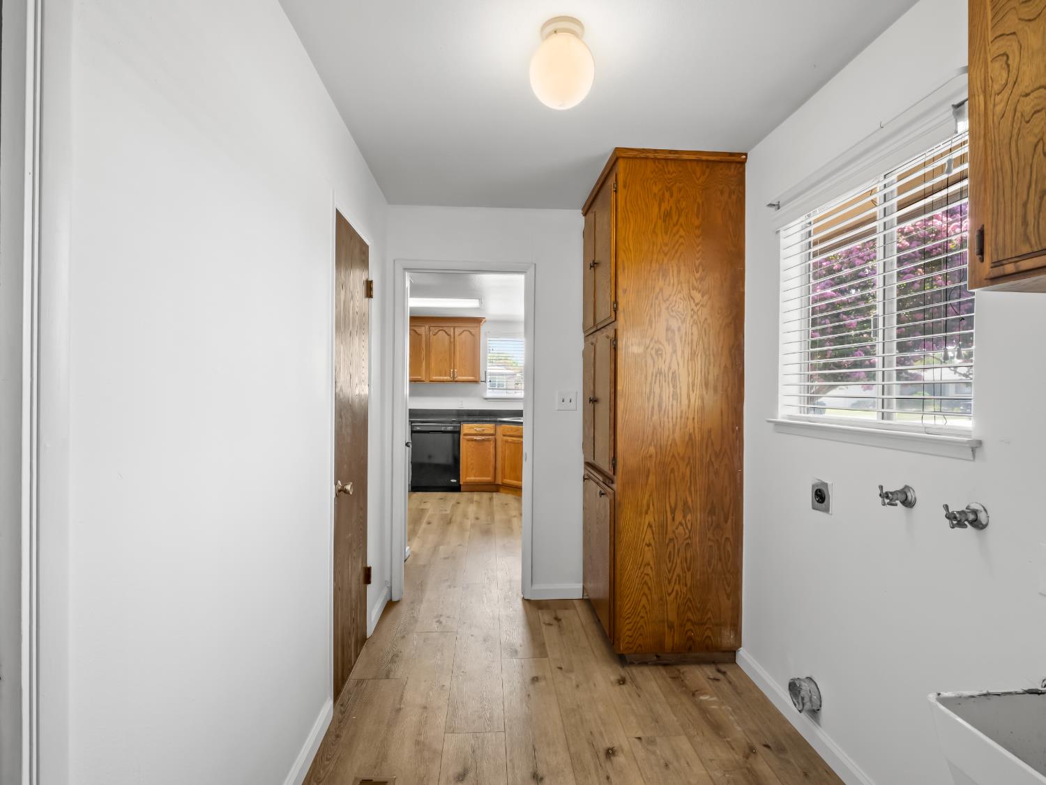 6565 N Rowell Ave, Fresno, CA 93710