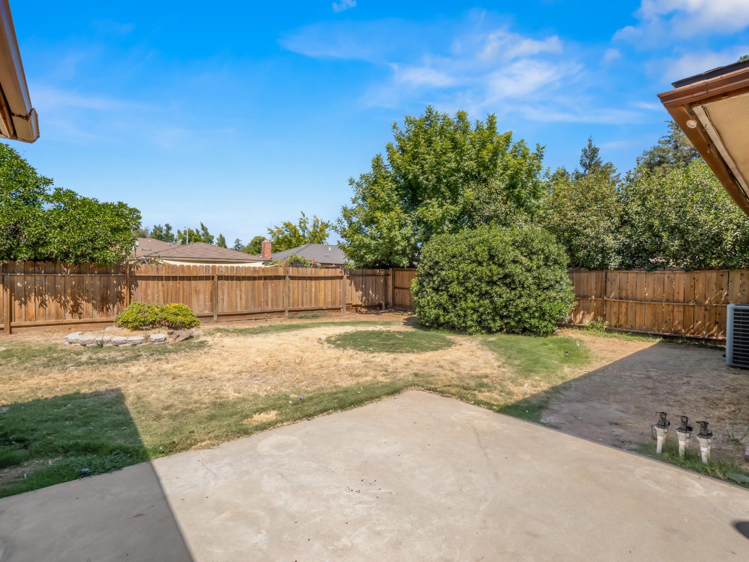 6565 N Rowell Ave, Fresno, CA 93710