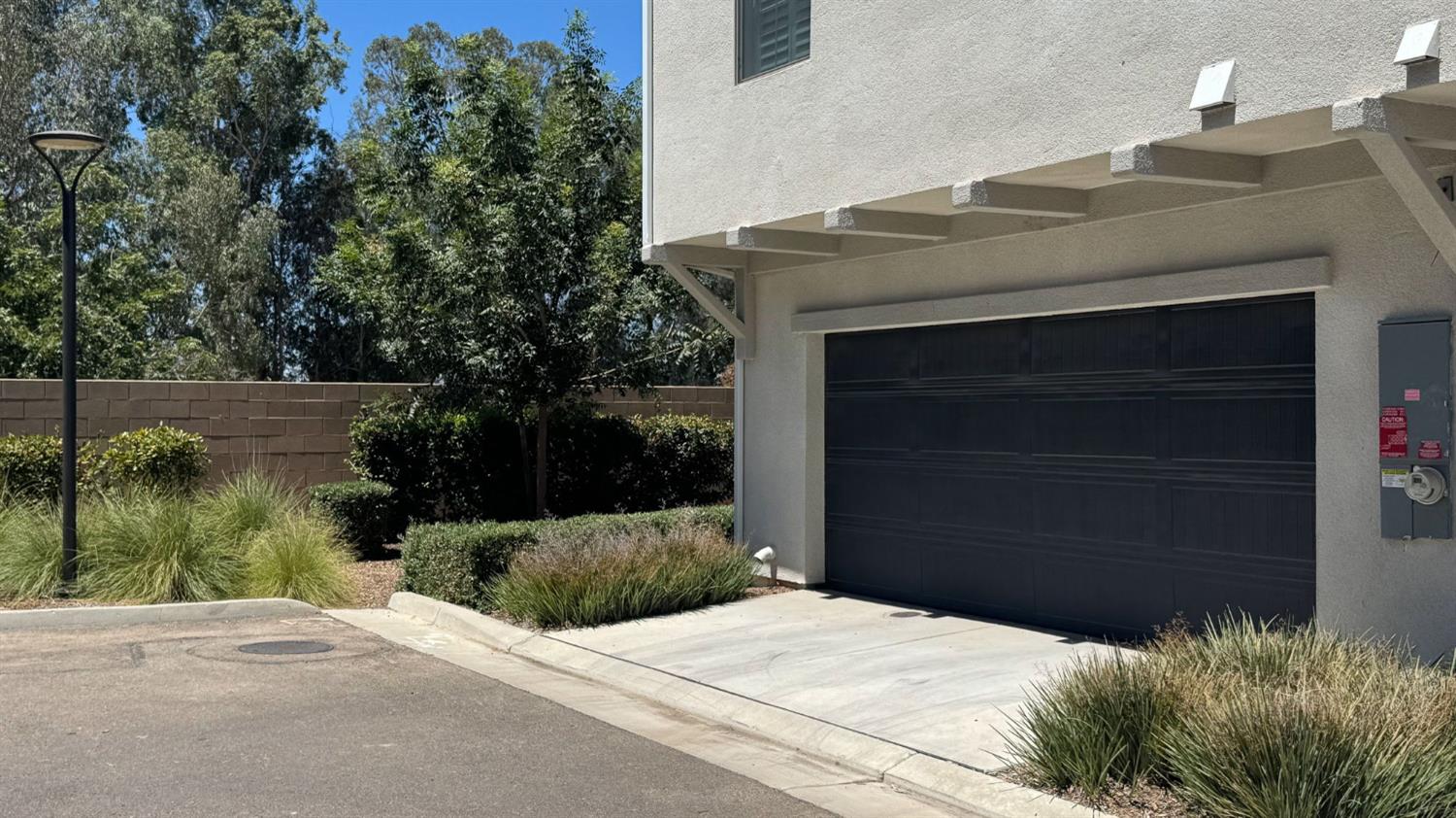 10969 N Blackberry Dr, Fresno, CA 93730