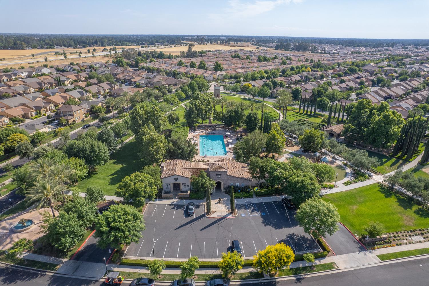 4159 Trenton, Clovis, CA 93619