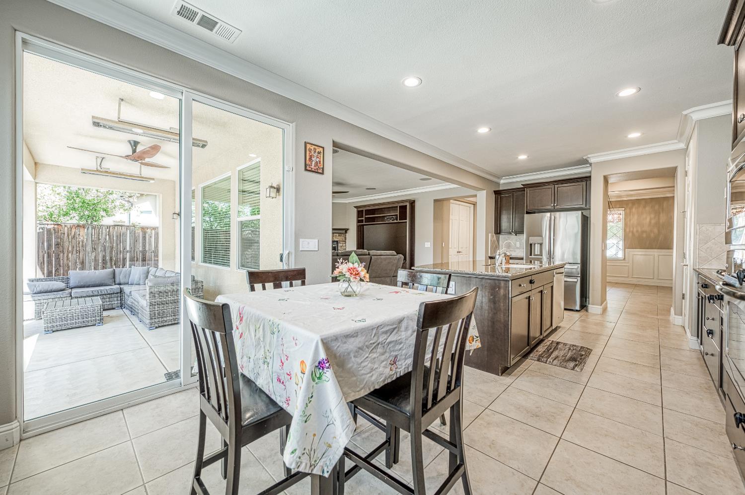 4159 Trenton, Clovis, CA 93619