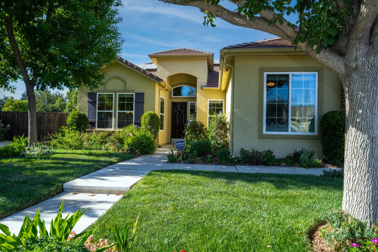 6390 W Los Altos Ave, Fresno, CA 93722