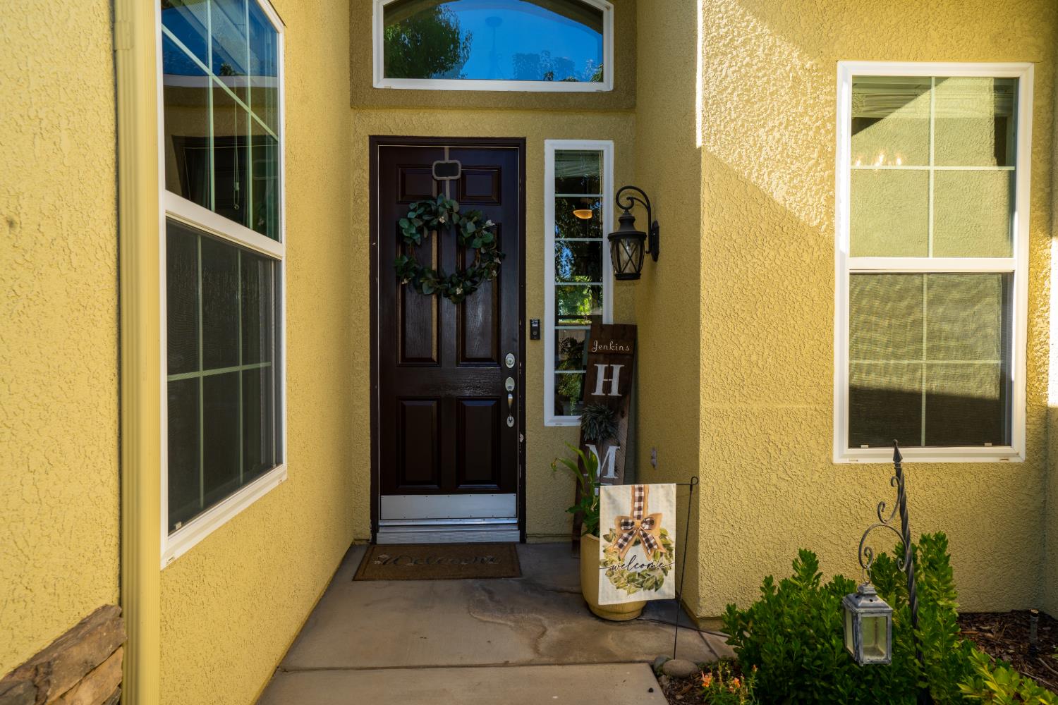 6390 W Los Altos Ave, Fresno, CA 93722