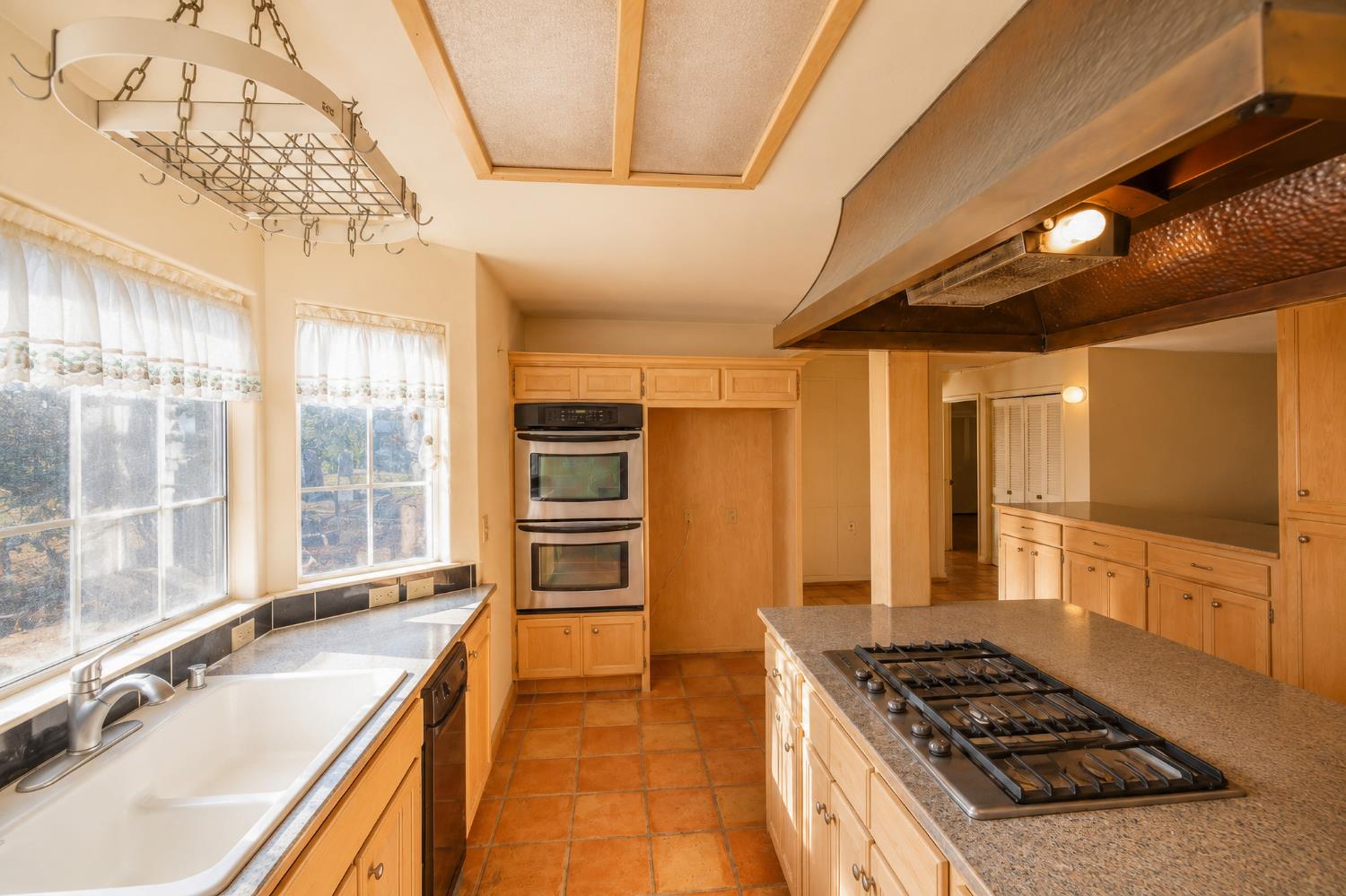 42225 Bean Gulch Ranch Dr, Coarsegold, CA 93614