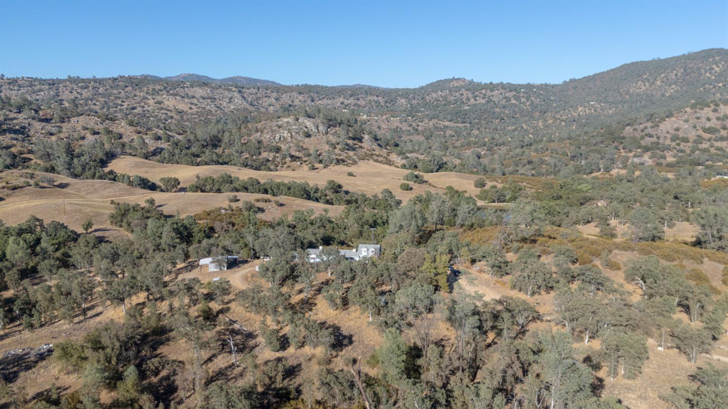 42225 Bean Gulch Ranch Dr, Coarsegold, CA 93614